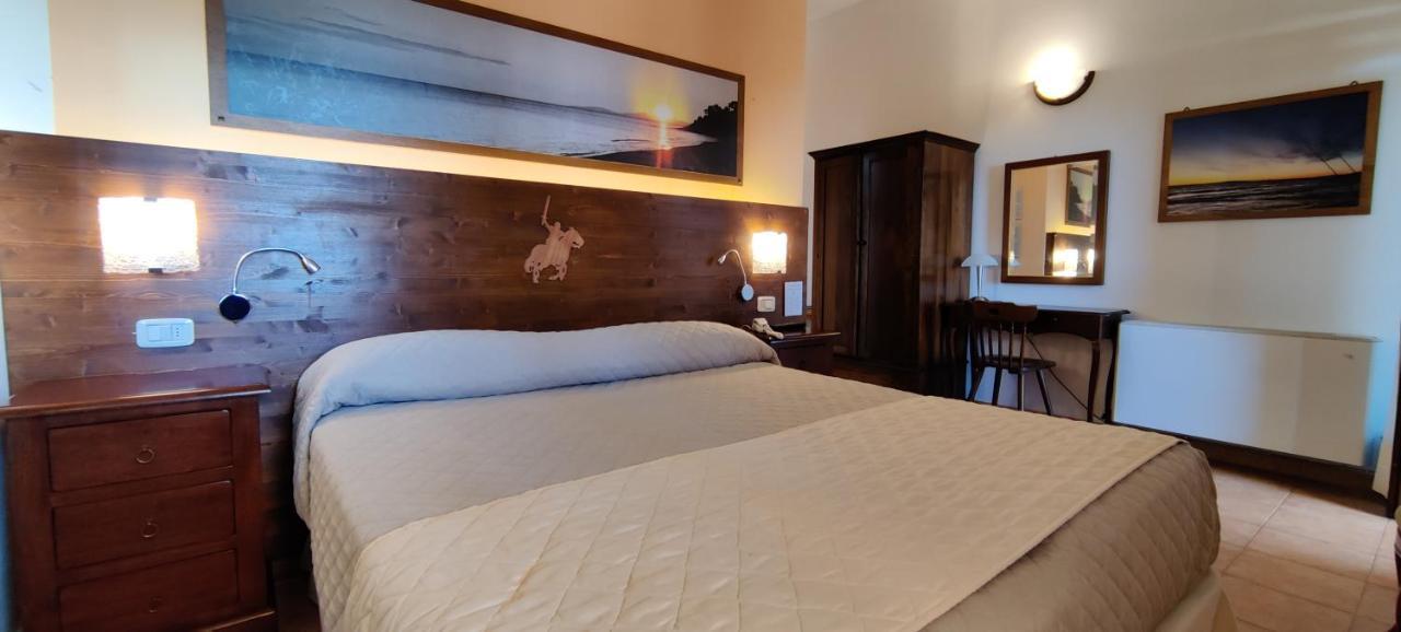 Locanda Mossa Dei Barbari Buriano  Ngoại thất bức ảnh